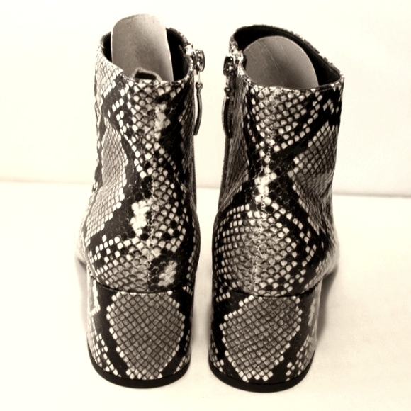 👉NWOT! MICHAEL Michael Shannon, Chunky heeled Cardi Boots New,  SZ 6 - Picture 2 of 10